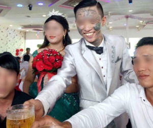 Chú rể xăm đầy mặt gây xôn xao trong đám cưới