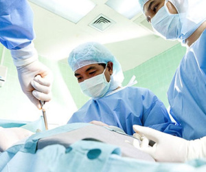 “Giải cứu” cho bệnh nhân mang khối u khổng lồ gần 40 năm
