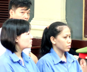 Hơn chục người Sài Gòn bị rút 38 sổ tiết kiệm