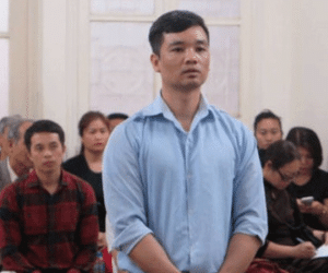 Kẻ trộm xe ô tô chở hơn 10kg vàng ở Hà Nội đòi cắn lưỡi tự tử tại toà