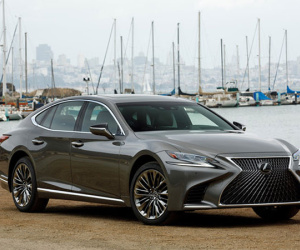 Lexus LS 2018 giá từ 75.000 USD, đe dọa Mercedes S-Class