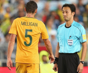 Trọng tài Nhật Bản bắt chính vòng 21 V.League