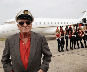 "Di sản" của ông trùm Playboy thật sự có vấn đề?