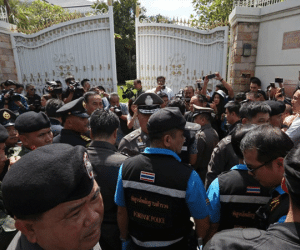 Thái Lan lục soát nhà bà Yingluck, thu giữ 17 đồ vật