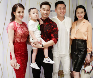 Tuấn Hưng cùng vợ con đến mừng MC Thành Trung lên chức ông chủ