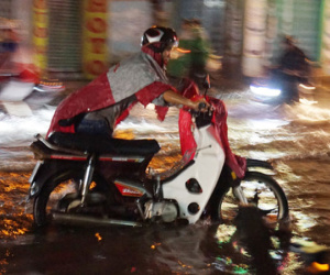 Dự báo thời tiết 2/10: Mưa lớn, Sài Gòn nguy cơ ngập