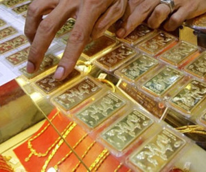 Giá vàng SJC “đổ đèo”, vẫn đắt hơn thế giới hơn 1,4 triệu đồng/lượng