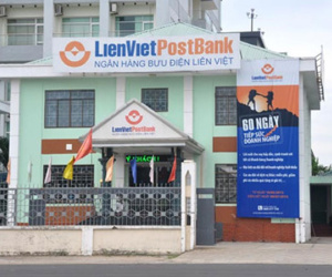 LienVietPostBank lên sàn giá 14.800 đồng một cổ phiếu