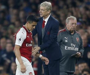Arsenal tính đổi Sanchez lấy sao PSG