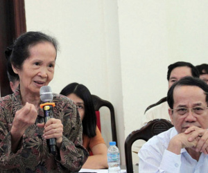 "Đầu tư bằng quan hệ, công nghệ là phong bì" thì làm gì có cạnh tranh