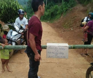 “BOT làng” ở Lai Châu: Dân dùng tre lập chốt, thu phí 50.000 đồng/lượt xe