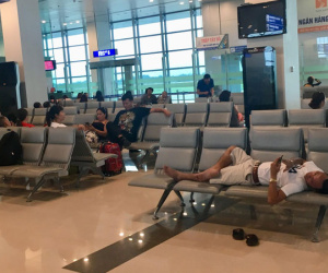 Chuyến bay chậm 3 tiếng phải phục vụ ăn, 6 tiếng phải bố trí chỗ ngủ