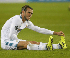 Gareth Bale dính cú đúp tin buồn chỉ trong một ngày
