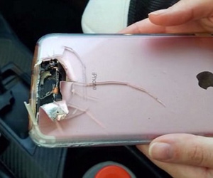 Thoát chết may mắn trong vụ xả súng ở Las Vegas nhờ... iPhone đỡ đạn