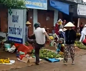Trưởng công an xã đá văng thau cá nói "làm theo nhiệm vụ"