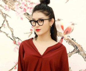 Á hậu Huyền My khủng hoảng trước ngày thi Hoa hậu Hòa bình 2017