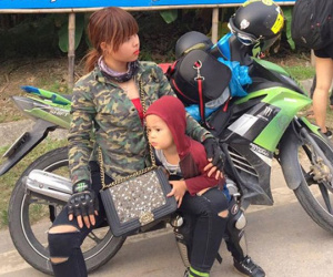 Mẹ đơn thân dẫn con 3 tuổi đi phượt hơn trăm cây số thực hiện mơ ước giản dị
