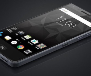 Điện thoại BlackBerry chống nước đầu tiên lộ ảnh