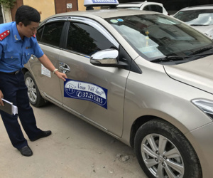 Khách đi taxi từ phố cổ ra sân bay Nội Bài bị thu hơn hai triệu đồng