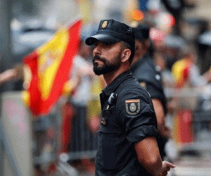 Catalonia bỏ phiếu đòi độc lập: Sung sướng trước, nước mắt sau