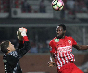 "Drogba mới" bị bắn chết