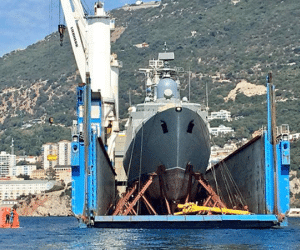 Tàu Gepard thứ 3 của HQVN vượt mũi Hảo Vọng, chiếc còn lại sẵn sàng lên đường