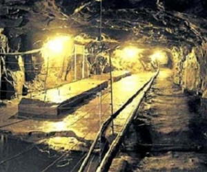 Triều Tiên có hơn 7.000 căn cứ quân sự ngầm