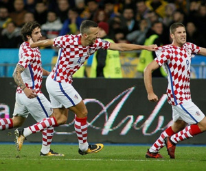 Đánh bại Ukraine, Croatia đoạt vé đá play-off World Cup