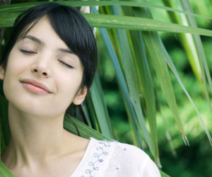Một buổi sáng bám theo chị dâu, mình mới sững sờ biết bí mật bấy lâu của chị