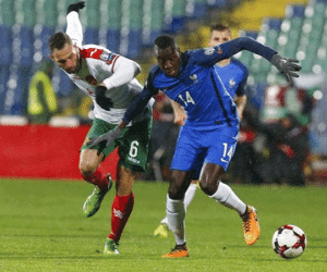 Pháp có để tuột vé dự World Cup 2018?