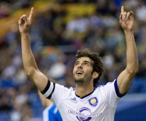 Kaka sắp giải nghệ, theo chân Zidane làm huấn luyện viên