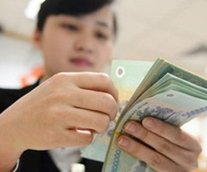 Sếp doanh nghiệp hàng tiêu dùng nhận lương 300 triệu đồng mỗi tháng