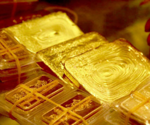 Giá vàng hôm nay 12/10: USD suy yếu, vàng treo cao