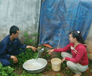 Người tình đổ thuốc sâu vào bồn nước đầu độc 2 mẹ con