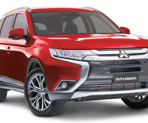 Ô tô Mitsubishi xịn nhất giảm giá 214 triệu đồng