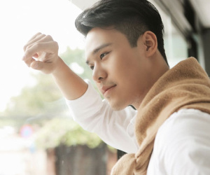 9X điển trai làm giám đốc sáng tạo show diễn để đời cho Mr. Đàm là ai?