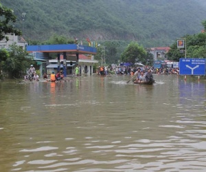 Hòa Bình: Quốc lộ 6 qua ngã ba Tòng Đậu vẫn bị cấm lưu thông