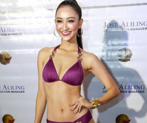 Hà Thu đọ dáng bikini với các hoa hậu quốc tế