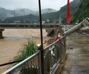 Phát hiện 2 thi thể công dân Lào bị lũ cuốn sang Việt Nam