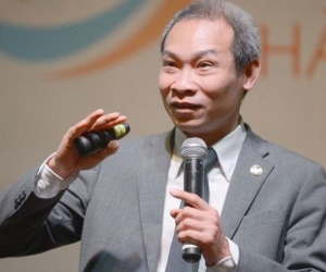 Doanh nghiệp phát khóc vì giấy phép con vô cảm