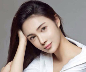 Sao nữ 24 tuổi của Trung Quốc qua đời ở khách sạn