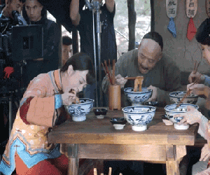 Sự thật bi hài sau cảnh ăn uống ngon lành trong phim