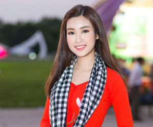 Hoa hậu Mỹ Linh mang trâm ngọc trai đến Miss World làm từ thiện