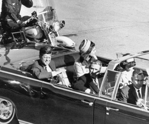 Tổng thống Trump cho giải mật tài liệu vụ ám sát Kennedy