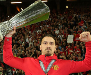 Siêu cò Mino Raiola chờ đợi Ibrahimovic trở lại và lợi hại hơn xưa