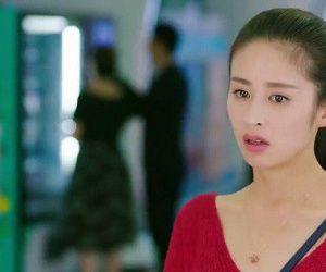 Thấy chồng đặc biệt quan tâm đến đứa trẻ hàng xóm, vợ điều tra cả tháng ròng rồi choáng váng với bí mật khó tin hơn