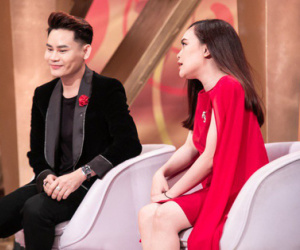 MC VTV Hồng Phúc gây choáng khi chia sẻ yêu vợ 9 năm không làm 'chuyện ấy', đêm tân hôn 'ai đứng ngoài hành lang cũng nghe thấy!'