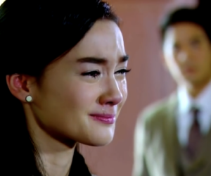 Phát hiện mỗi tháng lương của chồng đều thiếu 2 triệu, tôi lén kiểm tra tài khoản ngân hàng của anh thì sững sờ khi biết người nhận số tiền ấy không hề xa lạ