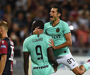 Lukaku bị CĐV Inter ngược đãi nghiêm trọng