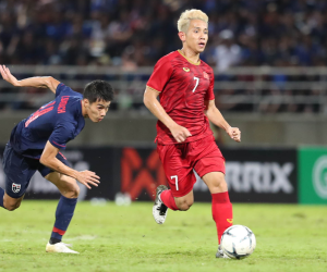 Fox Sports: 'Việt Nam thi đấu ổn định hơn Thái Lan'